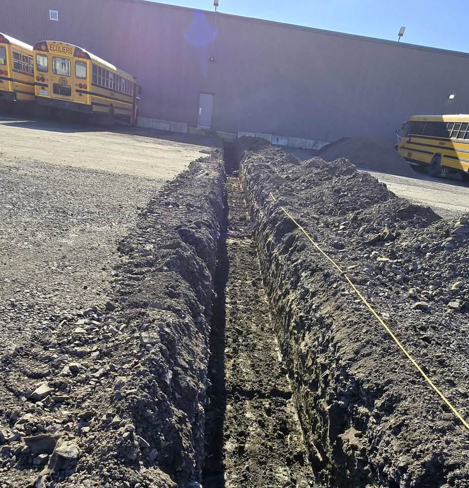 Excavation d’une tranchée (câble électrique)